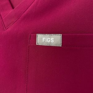 FIGS MAUVE SCRUB TOP